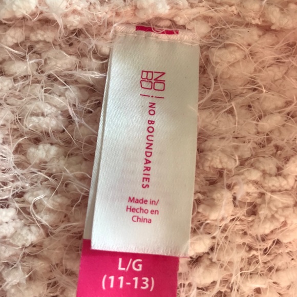 Christmas No Boundaries Fuzzy Sequin Penguin Holiday Sweater Size L 11-13 Pink - Picture 5 of 5